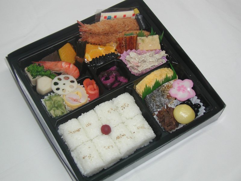 大箱弁当　￥1,728〜