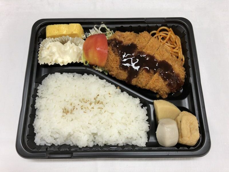 とんかつ弁当　￥650